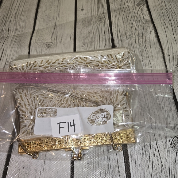 Beautiful Cavanagh Vintage Beaded Purse Hand Made  1960's - Picture 10 of 10